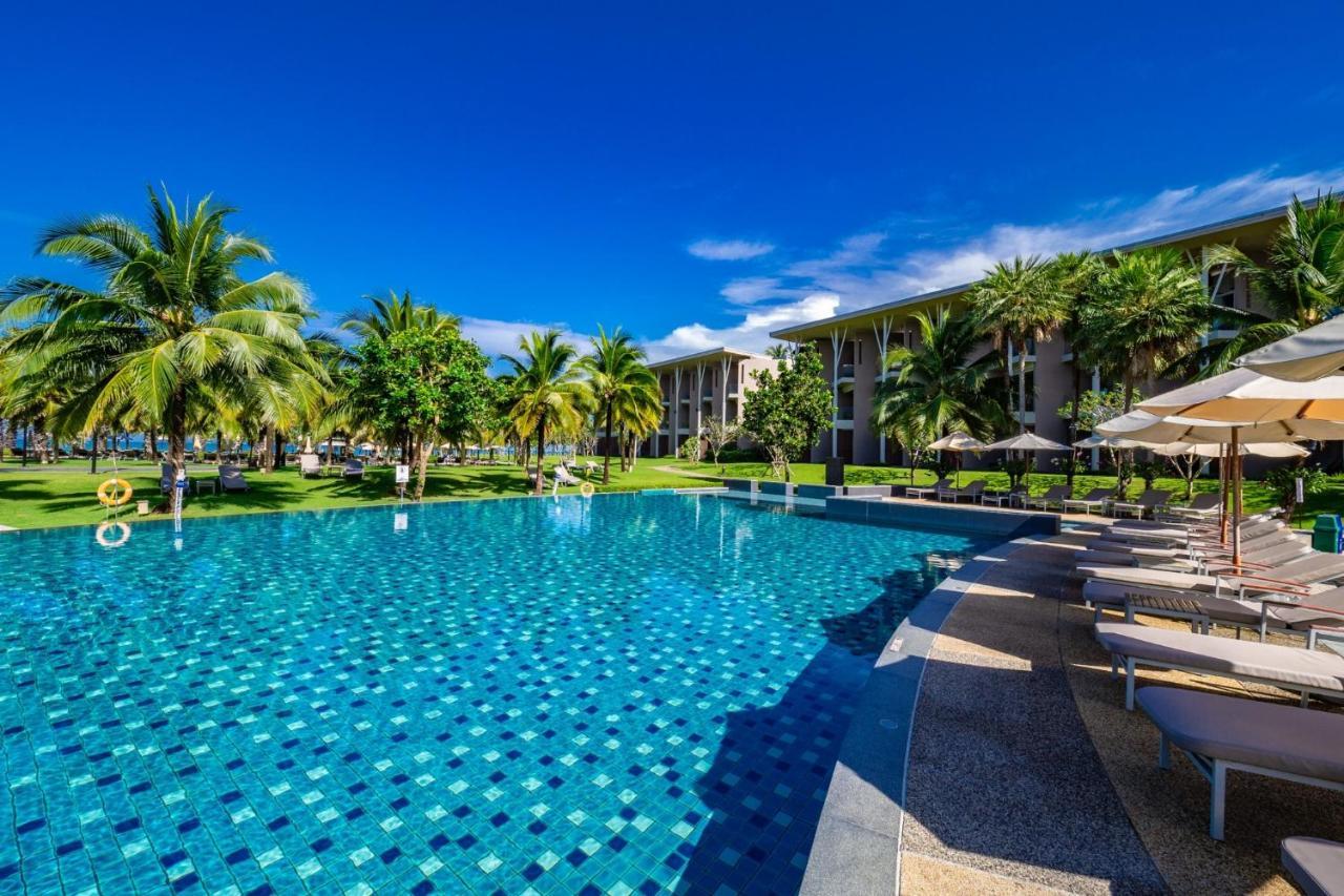 The Sands Khao Lak By Katathani - Sha Extra Plus Exterior foto The swimming pool at the hotel