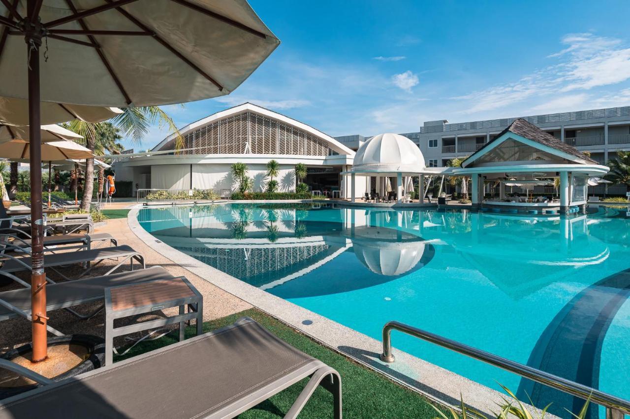 The Sands Khao Lak By Katathani - Sha Extra Plus Exterior foto The swimming pool at the resort