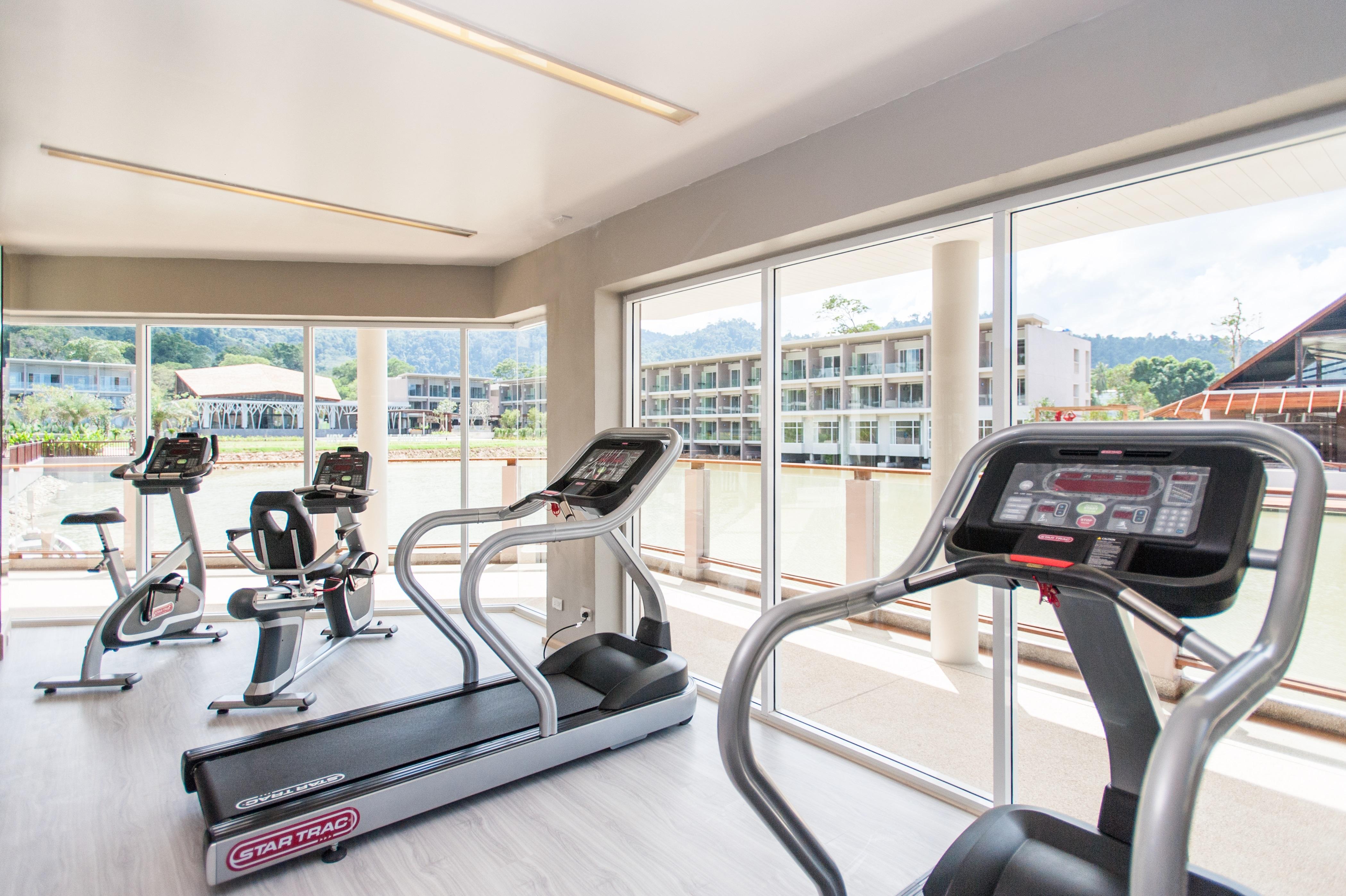 The Sands Khao Lak By Katathani - Sha Extra Plus Exterior foto The gym at the hotel